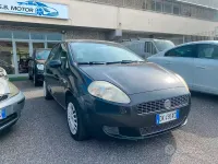 Usata Fiat Punto 90 CV (66 kW) 2010 Grigio Utilitaria