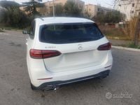 Käytetty Mercedes B180 Business 136 HP (100 kW) 2019 Valkoinen Tila-auto