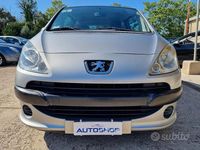 Usata Peugeot 1007 68 CV (50 kW) 2007 Antracite pastello Monovolume