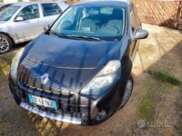 Usata Renault Clio II Luxe 101 CV (74 kW) 2011 Nero Berlina