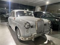 Begagnad Mercedes W115 51 HK (37 kW) 1958 Grå Sedan