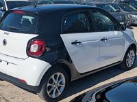 Usata Smart ForFour 71 CV (52 kW) 2015 Bianco(met.) Utilitaria