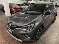 Usata Renault Captur Techno 101 CV (74 kW) 2023 Grigio SUV