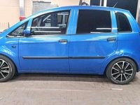 Usata Fiat Idea Dynamic 95 CV (69 kW) 2004 Blu/azzurro Monovolume