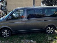 Usata VW T5 2011 Grigio Furgone