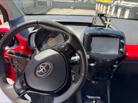 Usata Toyota Aygo 69 CV (50 kW) 2015 Rosso Utilitaria