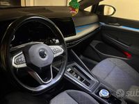 Usata VW Golf VII 150 CV (110 kW) 2021 Nero Utilitaria