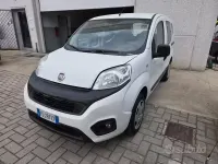 Usata Fiat Qubo Lounge 77 CV (56 kW) 2018 Bianco Monovolume