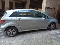 Usata Mercedes B200 Premium 140 CV (102 kW) 2010 Grigio Monovolume