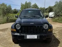 Usata Jeep Cherokee Sport 163 CV (119 kW) 2006 SUV