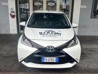 Usata Toyota Aygo X-Black 69 CV (50 kW) 2017 Bianco Utilitaria