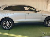 usata Jaguar F-Pace 2.0 TDi 180 CV AUT. 4X4 10/2018