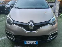 Usata Renault Captur 90 CV (66 kW) 2015 Giallo SUV