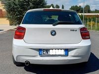 Begagnad BMW 118 Comfort Edition 143 HK (105 kW) 2012 Vit Halvkombi