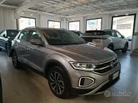 Usata VW T-Roc Style 110 CV (80 kW) 2023 Giallo SUV