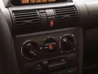Usata Opel Corsa Swing 67 CV (49 kW) 1995 Utilitaria