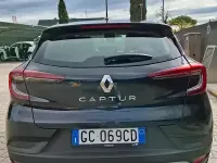 Usata Renault Captur Zen 101 CV (74 kW) 2020 Nero SUV
