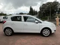 Usata Opel Corsa Cosmo 90 CV (66 kW) 2009 Utilitaria