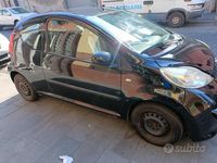 Usata Peugeot 107 68 CV (50 kW) 2005 Nero Utilitaria