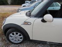Begagnad Mini ONE 75 HK (55 kW) 2010 Beige Halvkombi