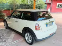 Usata Mini ONE 75 CV (55 kW) 2011 Giallo Utilitaria