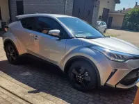 Usata Toyota C-HR Active 122 CV (89 kW) 2023 Grigio SUV