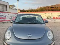 Usata VW New Beetle 105 CV (77 kW) 2006 Grigio Utilitaria