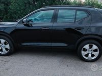 Usata Volvo XC40 Business Edition 150 CV (110 kW) 2018 Nero SUV