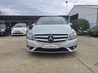 Usata Mercedes B180 Chrome 108 CV (79 kW) 2013 Grigio Monovolume