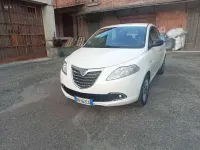 Usata Lancia Ypsilon S 69 CV (50 kW) 2012 Bianco Utilitaria