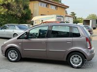 Usata Lancia Musa 95 CV (69 kW) 2009 Viola Monovolume