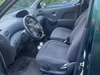 Usata Toyota Yaris Verso 84 CV (61 kW) 2003 Verde Monovolume