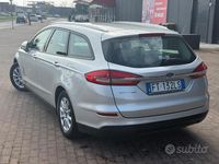 Usata Ford Mondeo S 150 CV (110 kW) 2019 Grigio Station wagon