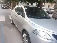 Usata Lancia Ypsilon 69 CV (50 kW) 2016 Grigio Utilitaria
