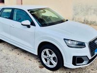 Usata Audi Q2 Design 116 CV (85 kW) 2017 Bianco SUV