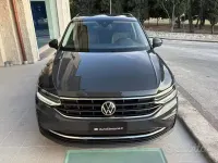 Usata VW Tiguan Life 150 CV (110 kW) 2023 Grigio scuro SUV