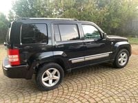 Usata Jeep Cherokee 177 CV (130 kW) 2008 Nero SUV