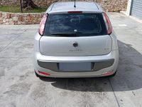 Usata Fiat Grande Punto 75 CV (55 kW) 2011 Grigio Utilitaria