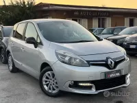Usata Renault Scénic III XMOD 110 CV (80 kW) 2015 Grigio Monovolume