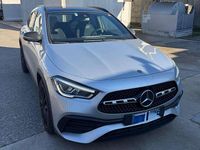 Usata Mercedes GLA200 150 CV (110 kW) 2020 Argento SUV