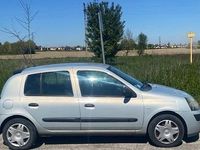 Usata Renault Clio II 58 CV (42 kW) 2003 Grigio Berlina