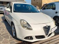 Usata Alfa Romeo Giulietta Progression 105 CV (77 kW) 2013 Bianco Utilitaria