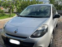 Usata Renault Clio II 48 CV (35 kW) 2011 Grigio Utilitaria