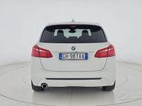 Usata BMW 225 Active Tourer iPerformance 224 CV (164 kW) 2018 Bianco Monovolume