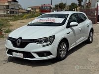 Usata Renault Mégane IV Intens 116 CV (85 kW) 2019 Bianco Berlina