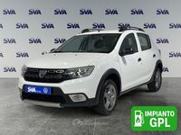 Usata Dacia Sandero Stepway 90 CV (66 kW) 2018 Bianco Berlina