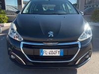 Usata Peugeot 208 Allure 81 CV (59 kW) 2017 Nero Utilitaria