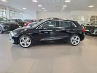 Usata Audi A3 Sportback g-tron Advanced Plus 131 CV (96 kW) 2023 Nero brillante Utilitaria