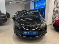 Usata Lancia Ypsilon Silver 70 CV (51 kW) 2022 Nero Utilitaria