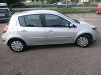 Usata Renault Clio III Dynamique 75 CV (55 kW) 2009 Berlina